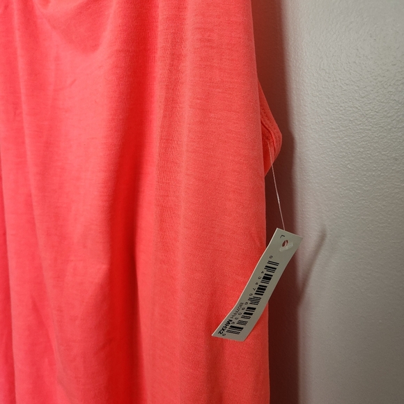 Razorback Tank Top- nwt - Picture 4 of 6